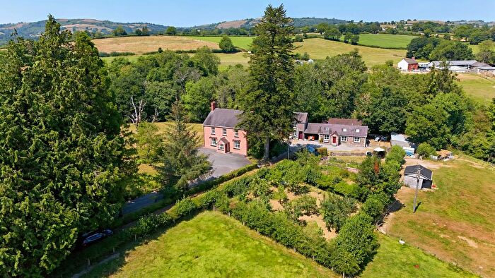 6 Bedroom Detached House For Sale In Llansadwrn, Llanwrda, Carmarthenshire., SA19