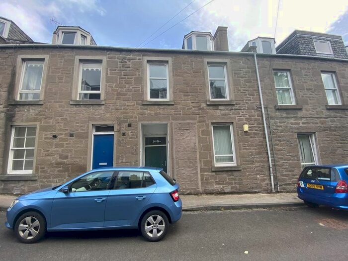 2 Bedroom Maisonette To Rent In Thomson Street, Dundee, DD1