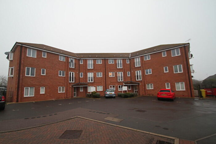 2 Bedroom Apartment To Rent In Newbiggin Place, Leicester, LE4