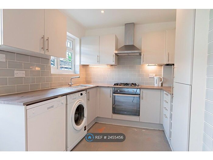 3 Bedroom Semi-Detached House To Rent In Lawrence Avenue, New Malden, KT3