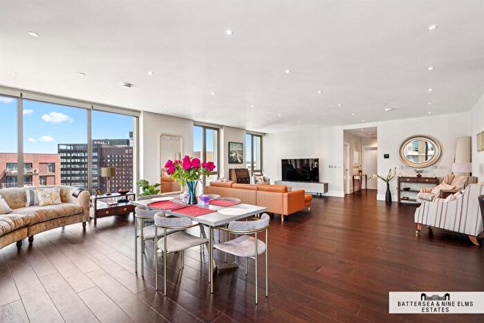 3 Bedroom Apartment For Sale In Radley House, Price Of Wales Drive, SW11