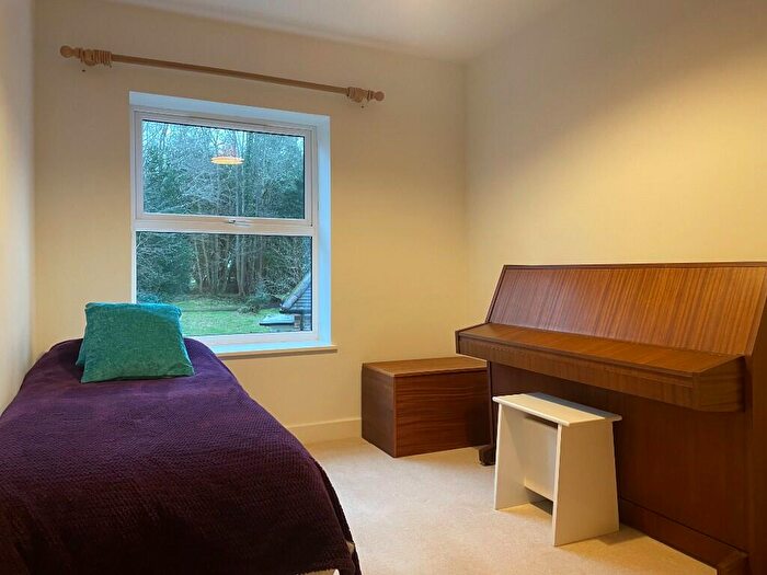 2 Bedroom Retirement Property For Sale In Parham House, Bramshott Place, King George's Drive, Liphook, Hampshire, GU30