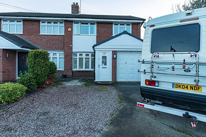 3 Bedroom Semi Detached House For Sale In Paulden Road, Lostock Gralam, Northwich, CW9