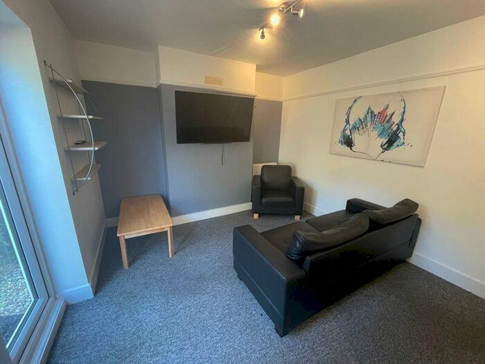 4 Bedroom Terraced House To Rent In Crayford Road, Brighton, BN2