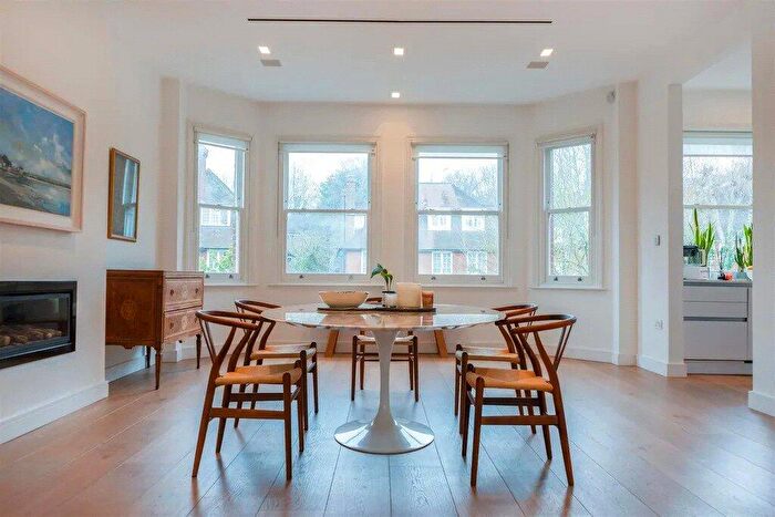 4 Bedroom Maisonette To Rent In Frognal Lane, Hampstead, NW3