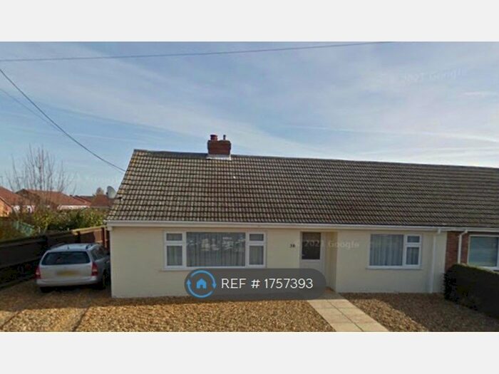 2 Bedroom Bungalow To Rent In Station Road, Long Sutton, Spalding, PE12