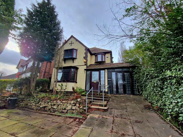 4 Bedroom Semi-Detached House To Rent In Bristol Road South, B31