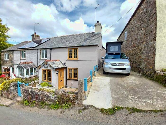 3 Bedroom Semi-Detached House For Sale In Nr.coads Green, Launceston, PL15