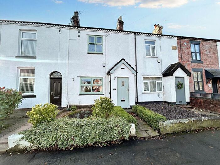 2 Bedroom Terraced House For Sale In Greenleach Lane, Worsley, M28