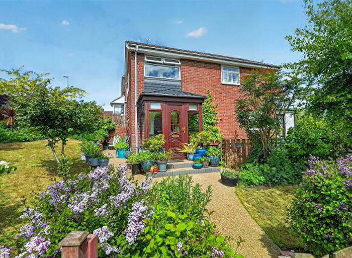 3 Bedroom Detached House For Sale In Glendun Park, Belfast, BT17