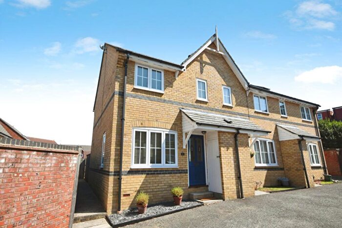 2 Bedroom End Of Terrace House For Sale In Wall Court, Braintree, CM7