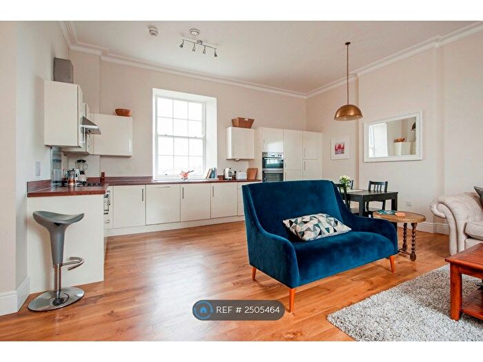 4 Bedroom Flat To Rent In Arthur Milton Street, Bristol, BS7