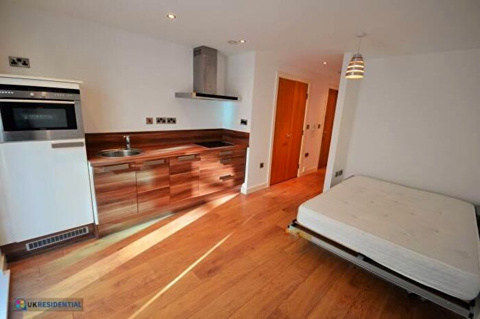 1 Bedroom Flat To Rent In Blonk Street, Sheffield, South Yorkshire, S3
