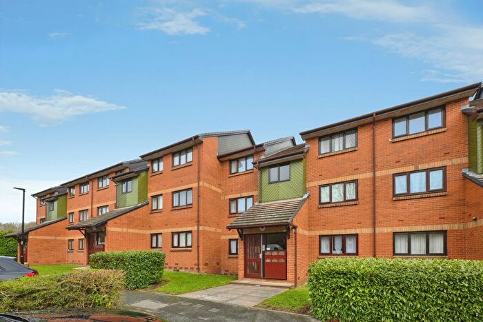 1 Bedroom Property For Sale In Maltby Drive, Enfield, EN1