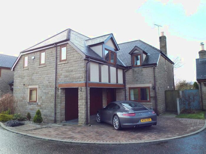 5 Bedroom Detached House To Rent In Boundary Edge, Edenfield, BL0