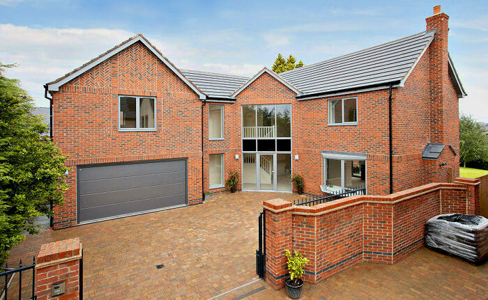 5 Bedroom Detached House To Rent In Walnut Close, Burnaston, Derby, Derbyshire, DE65