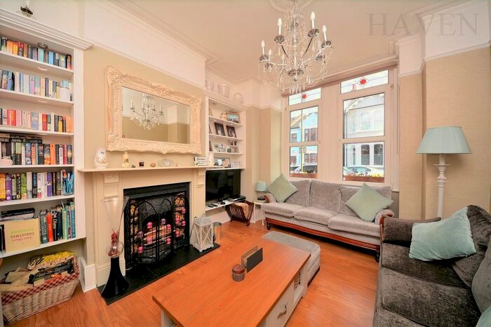 5 Bedroom Terraced House To Rent In Durham Road, East Finchley, N2