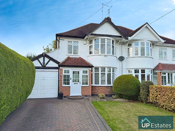 3 Bedroom Semi-Detached House For Sale In Stamford Avenue, Styvechale, Coventry, CV3