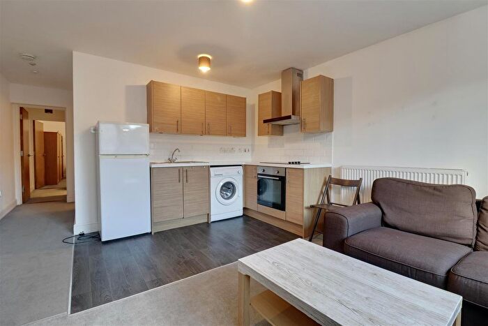 2 Bedroom Flat To Rent In Landport Terrace, Portsmouth, PO1