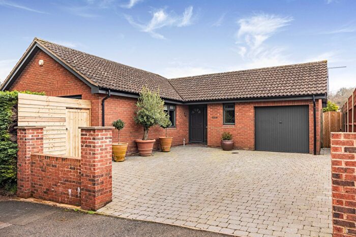 3 Bedroom Detached Bungalow For Sale In Priorsfield, Ewyas Harold, Hereford, Herefordshire, HR2