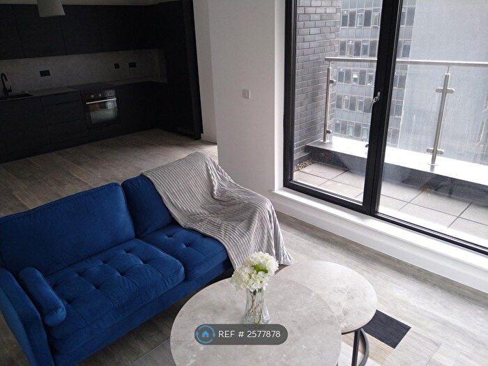 2 Bedroom Flat To Rent In Urban Green, Old Trafford, M16