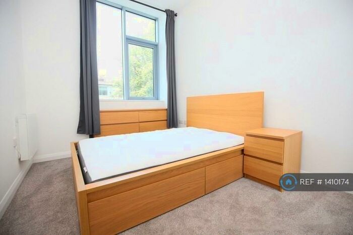 1 Bedroom Flat To Rent In The Co-Operative, Coventry, CV1