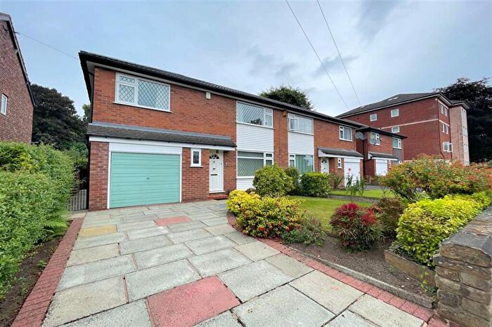4 Bedroom Semi-Detached House For Sale In Clarendon Road, Sale, M33