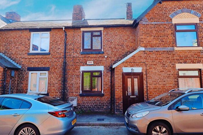 2 Bedroom Terraced House For Sale In Walnut Street, Wrexham, LL11
