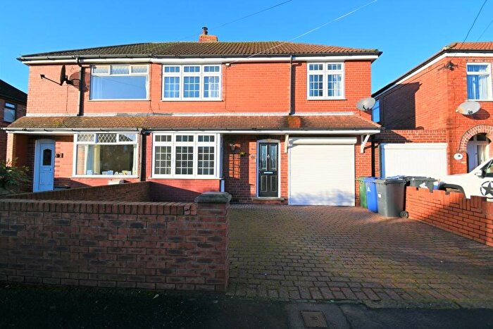 4 Bedroom Semi-Detached House To Rent In St Vincents Avenue, Branton, Doncaster, DN3