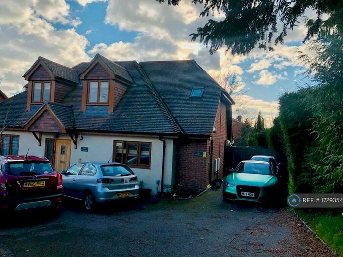 2 Bedroom Terraced House To Rent In The Pastures, Winchester, SO23