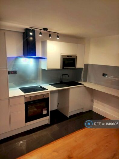 Studio To Rent In Godwin Close, London, E4