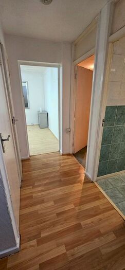 1 Bedroom Flat To Rent In Snells Park, London, N18