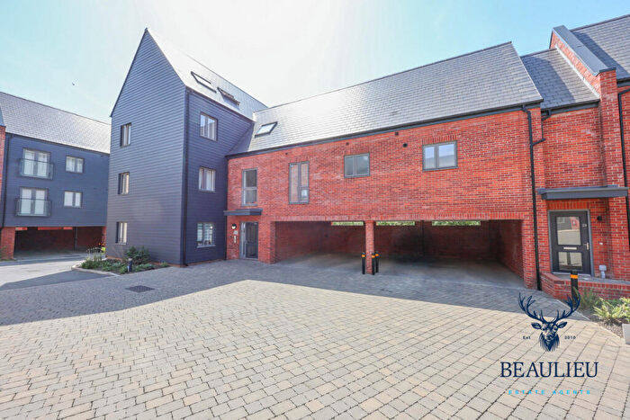 2 Bedroom Apartment To Rent In Rolfe Road, Beaulieu Park, CM1