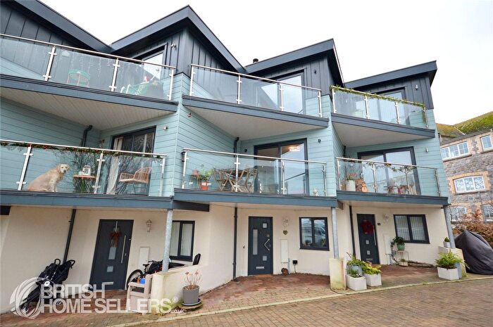 4 Bedroom Terraced House For Sale In Higher Furzeham Road, Brixham, Devon, TQ5