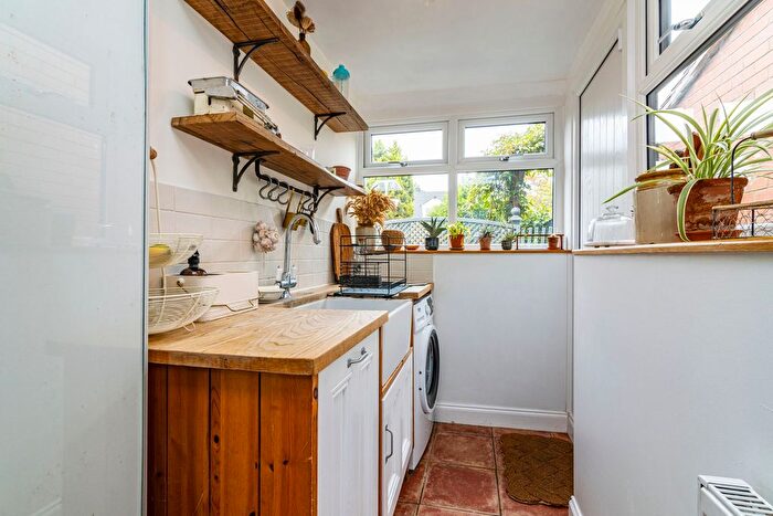 2 Bedroom End Of Terrace House For Sale In Bowling Green Road, Hinckley, LE10