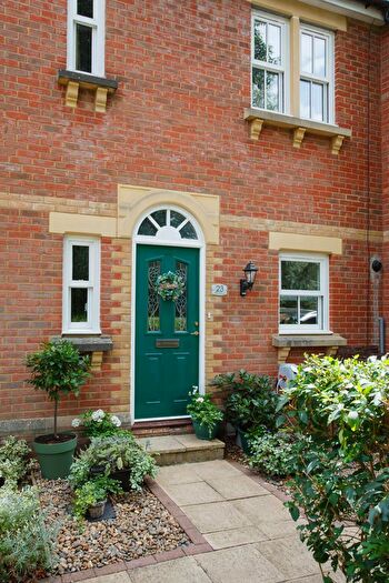 3 Bedroom House To Rent In Rutherway, Oxford, OX2