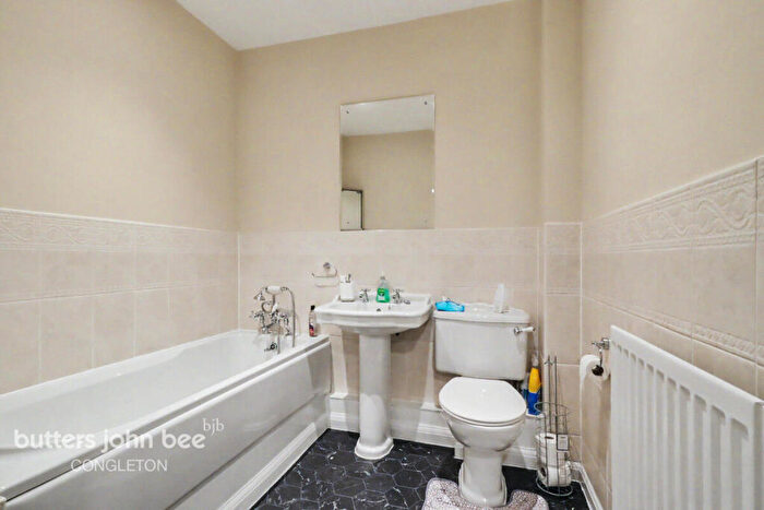 2 Bedroom Apartment For Sale In Mill Green, Congleton, CW12