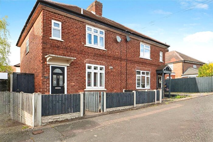 3 Bedroom Semi Detached House For Sale In Nevill Street, Tamworth, Staffordshire, B79