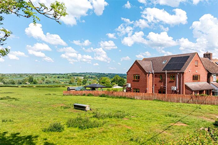 4 Bedroom Detached House For Sale In South View, Whilton, Daventry, Northamptonshire, NN11