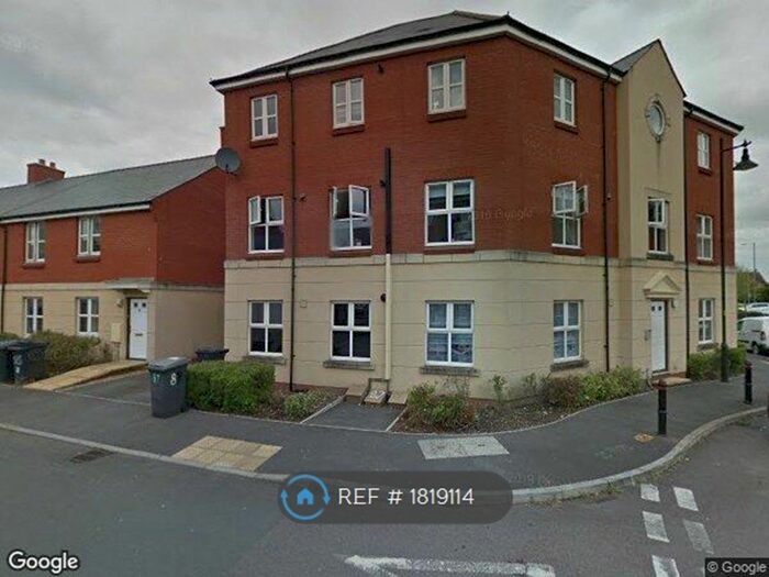 2 Bedroom Flat To Rent In Foundry Close, Melksham, SN12
