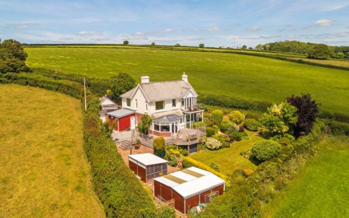 3 Bedroom Detached House For Sale In Oatlands, Cobbaton, EX37