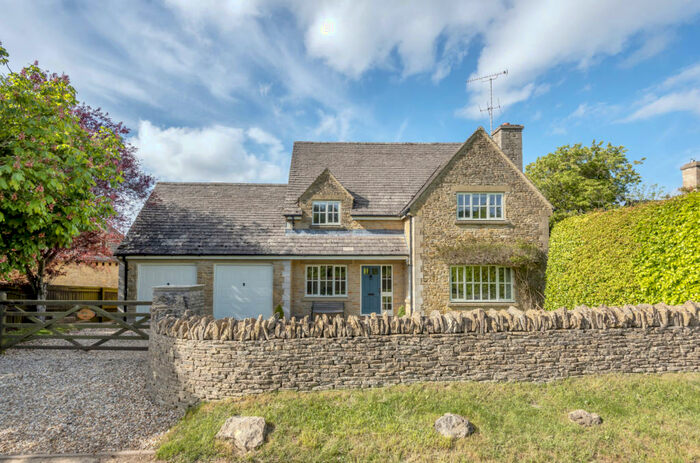 4 Bedroom Detached House For Sale In Colesbourne, Cheltenham, GL53