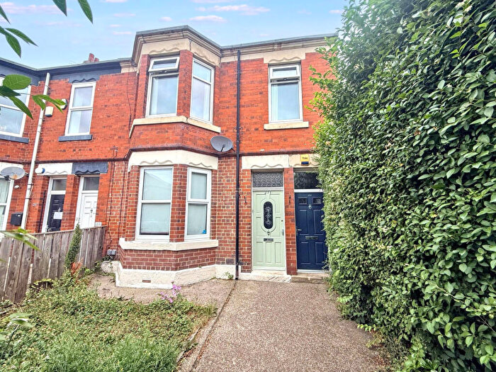 2 Bedroom Flat For Sale In Rothbury Terrace, Newcastle Upon Tyne, Tyne And Wear, NE6