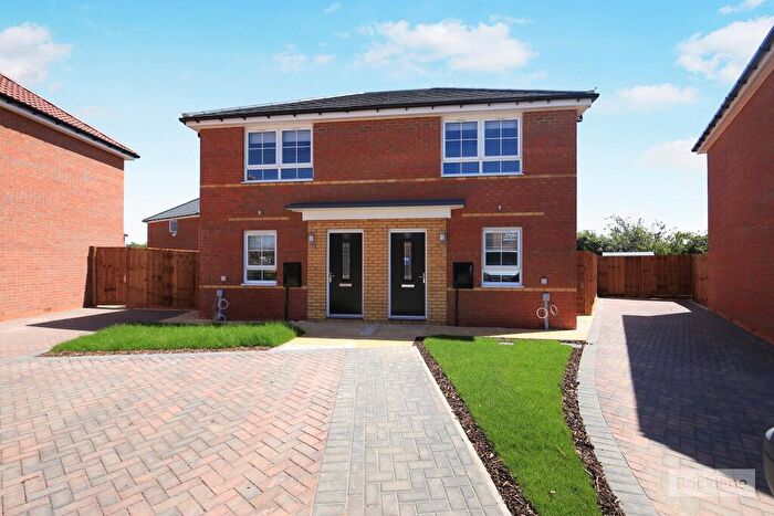 2 Bedroom House To Rent In Almond Avenue, Whittlesey, PE7