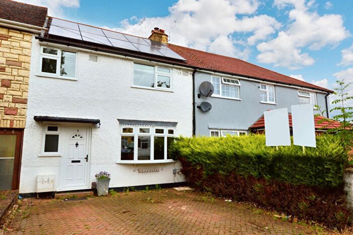 3 Bedroom Terraced House To Rent In Harvey Road, St Albans, AL2