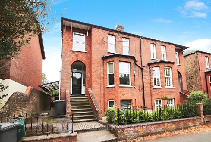 1 Bedroom Flat To Rent In Eastworth Road, Chertsey, KT16