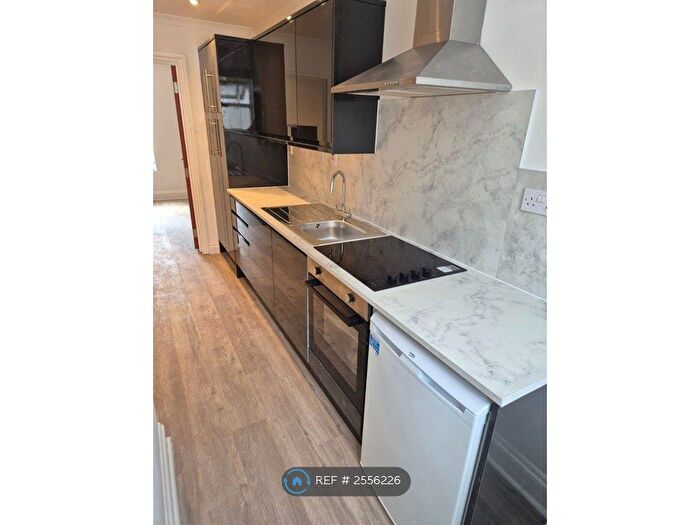 1 Bedroom Studio To Rent In Brookhill Road, London, SE18