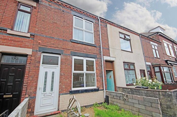3 Bedroom Terraced House For Sale In South Oak Street, Burton-On-Trent, DE14