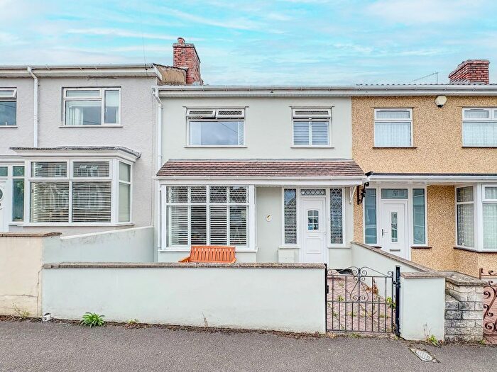 3 Bedroom Semi-Detached House For Sale In Cuffington Avenue, Brislington, Bristol, BS4