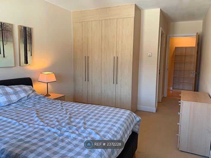 2 Bedroom Flat To Rent In Tudor Court, Egham, TW20